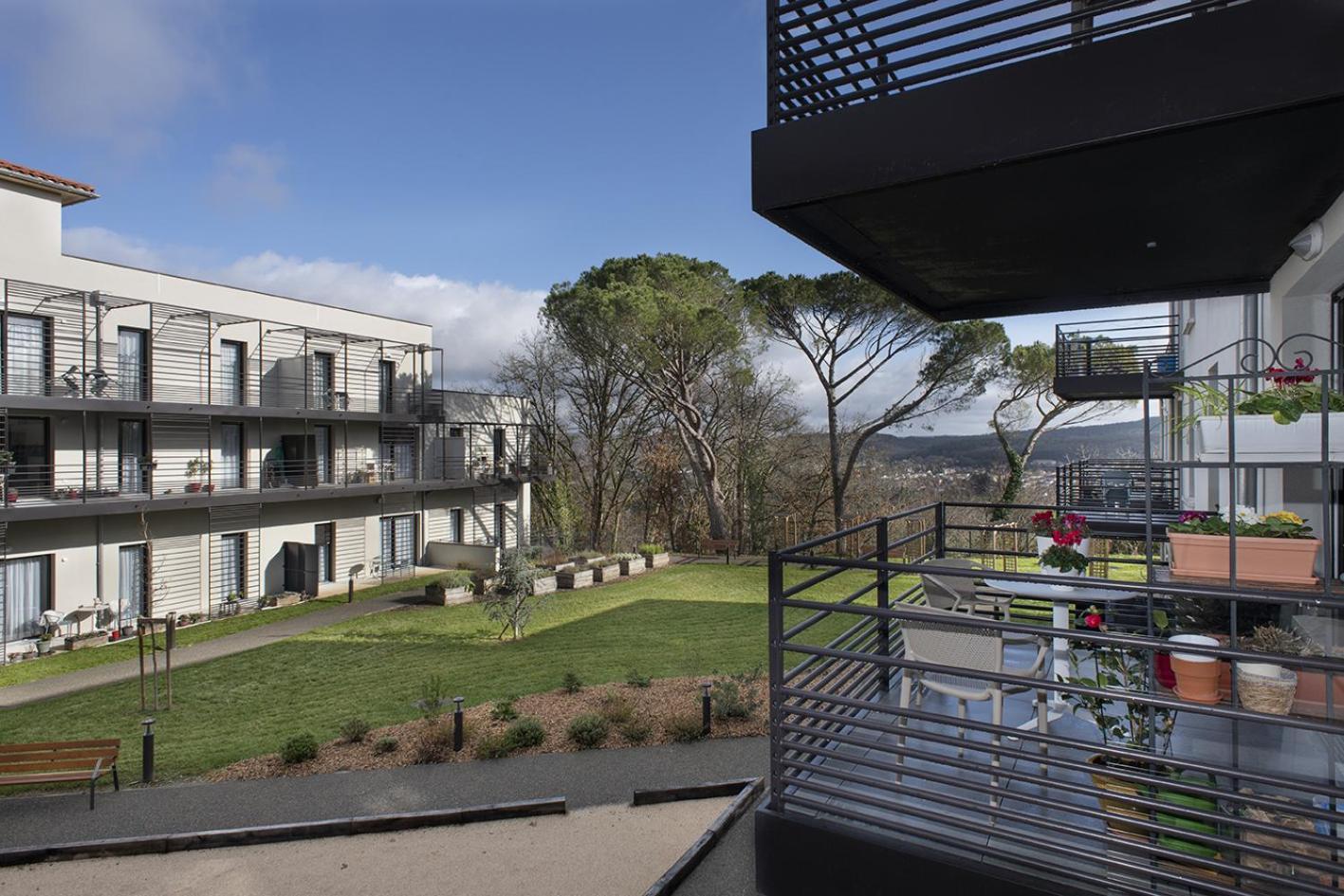Domitys L'Amarante Aparthotel Καόρ Εξωτερικό φωτογραφία